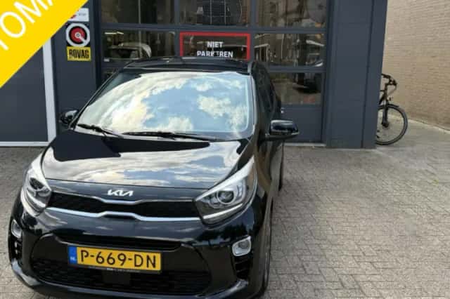 Kia Picanto (2022) thumbnail 1