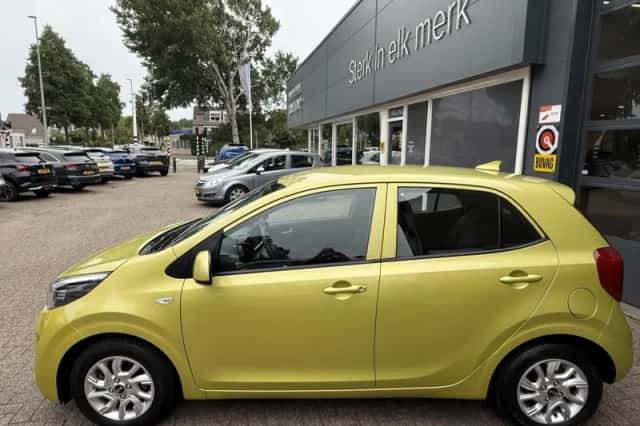 Kia Picanto (2018) thumbnail 6