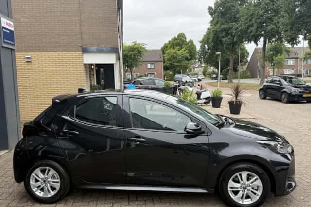 Mazda 2 (2023) thumbnail 5