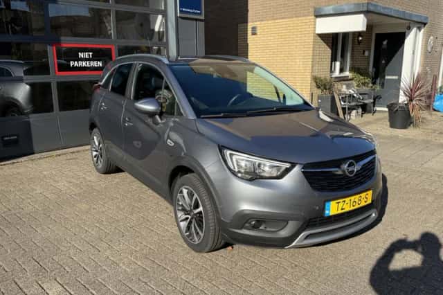 Opel Crossland X (2018) thumbnail 3