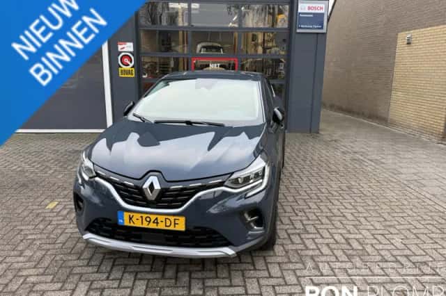 Renault Captur (2020) thumbnail 2