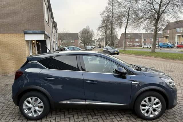 Renault Captur (2020) thumbnail 5