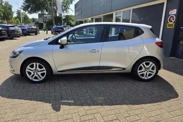 Renault Clio (2018) thumbnail 6