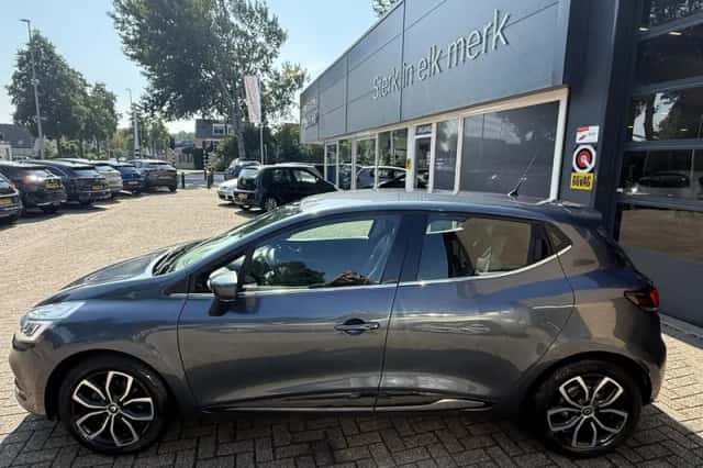 Renault Clio (2018) thumbnail 5