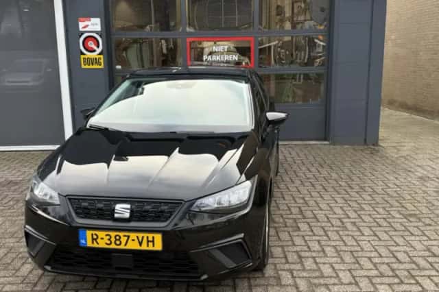 SEAT Ibiza (2022) thumbnail 1