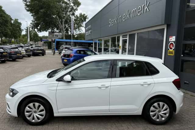 Volkswagen Polo (2021) thumbnail 6