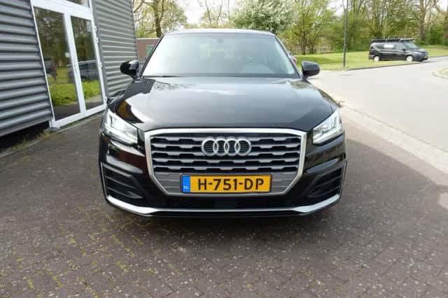 Audi Q2 (2020) thumbnail 2