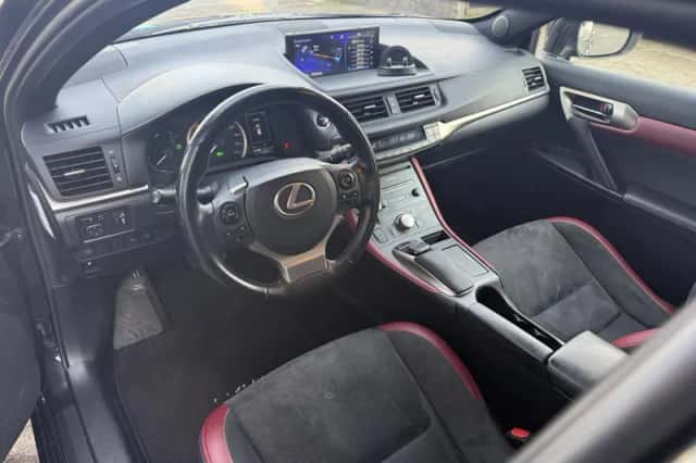 Lexus CT (0) thumbnail 6