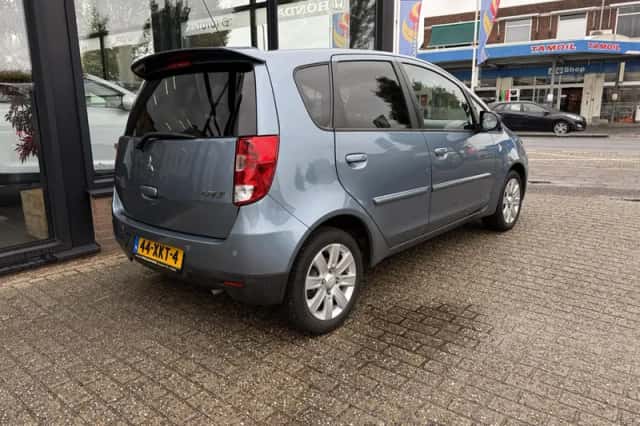 Mitsubishi Colt (0) thumbnail 4