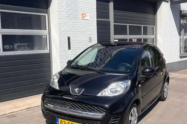 Peugeot 107 (2011) thumbnail 3