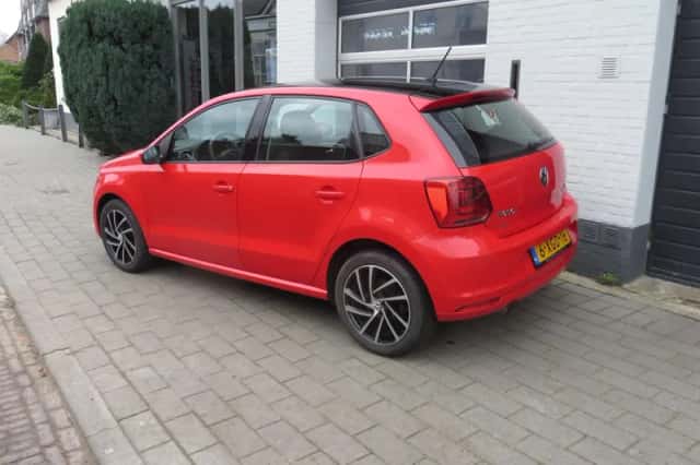 Volkswagen Polo (2014) thumbnail 3