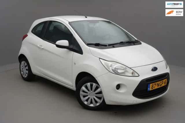 Ford Ka (2010) thumbnail 2