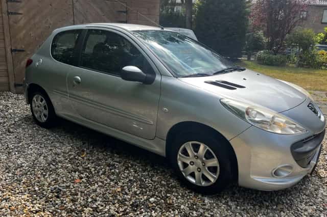 Peugeot 206 (2010) thumbnail 6