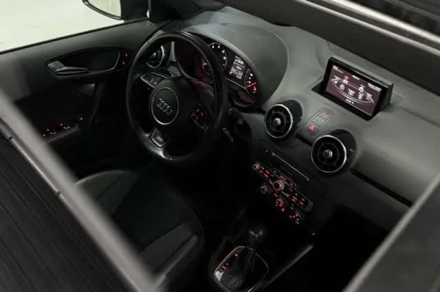 Audi A1 (2015) thumbnail 3