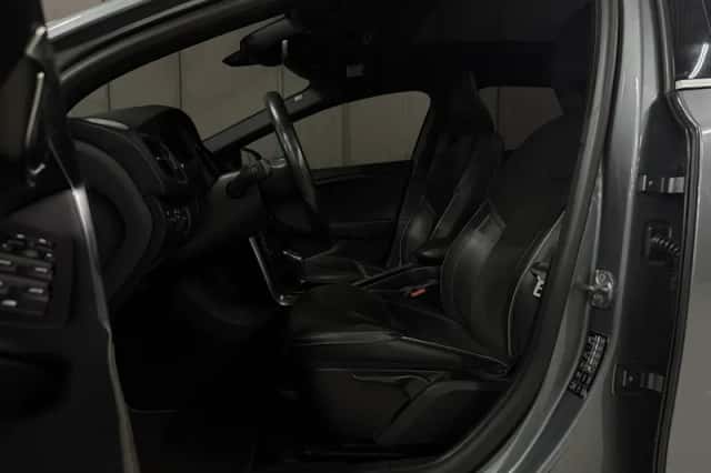 Volvo V40 (2018) thumbnail 4
