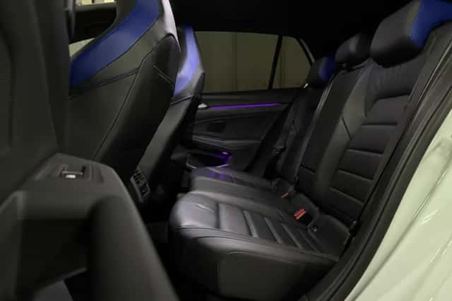 Volkswagen Golf (2022) thumbnail 6