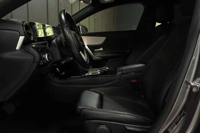 Mercedes-Benz CLA-Klasse (2019) thumbnail 4