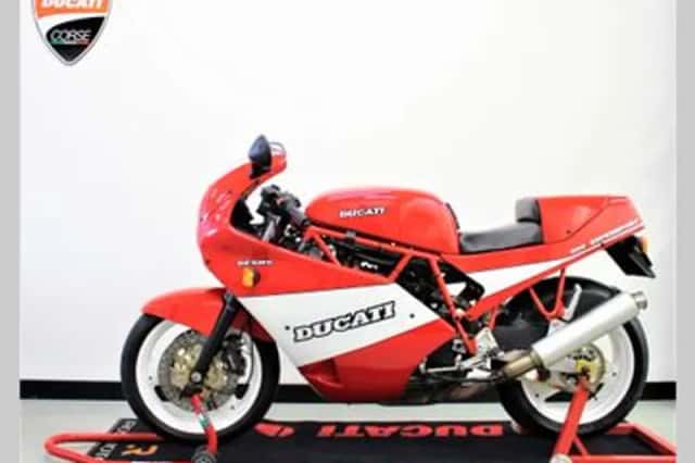 DUCATI 900 (1990) thumbnail 1