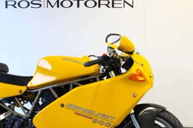 DUCATI 900 (1995) thumbnail 2