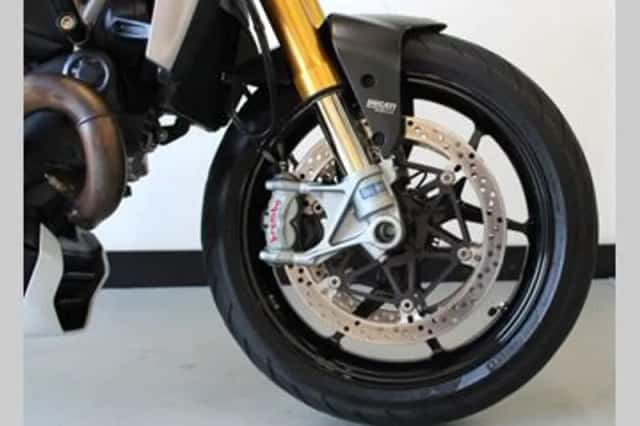 DUCATI MONSTER 1200 S (2015) thumbnail 6