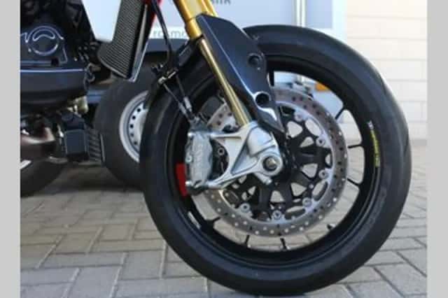 DUCATI HYPERMOTARD 950 SP (2023) thumbnail 5
