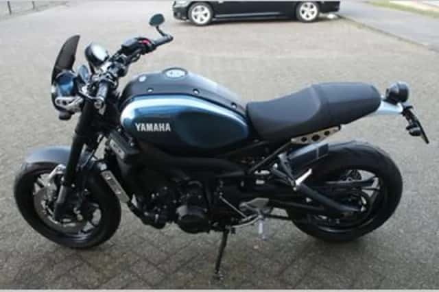 YAMAHA XSR 900 ABS (2017) thumbnail 3