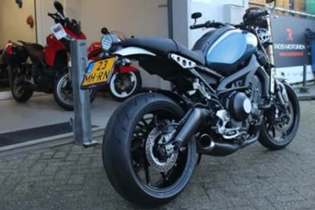 YAMAHA XSR 900 ABS (2017) thumbnail 4