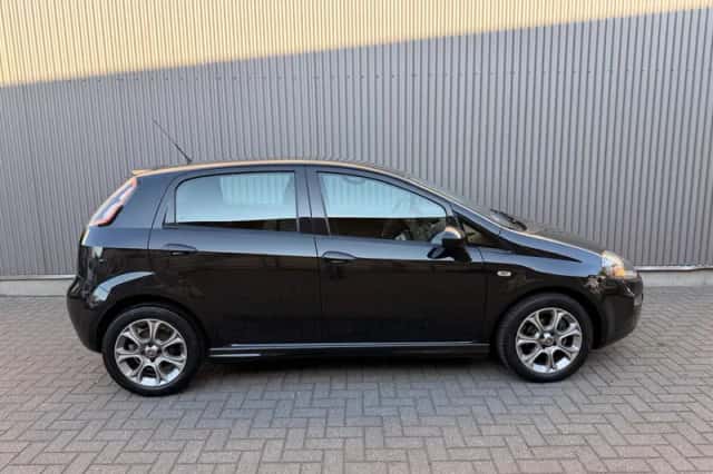 Fiat Punto (2013) thumbnail 6