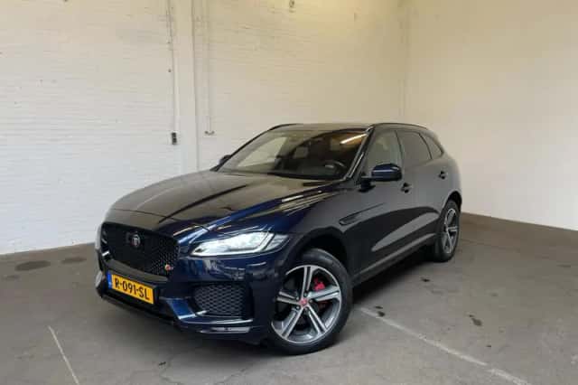 Jaguar F-Pace (2018) thumbnail 1