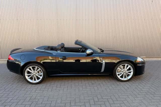 Jaguar XK (2011) thumbnail 6