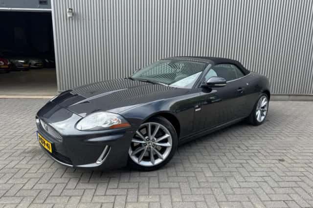 Jaguar XK (2011) thumbnail 2