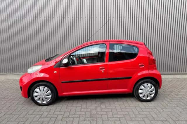 Peugeot 107 (2011) thumbnail 4