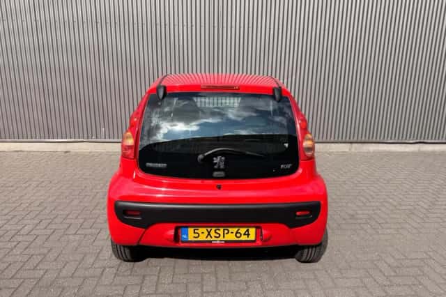 Peugeot 107 (2011) thumbnail 5