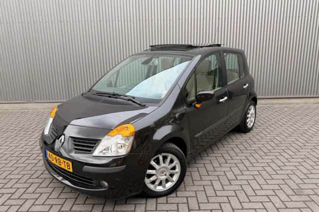 Renault Modus (2005) thumbnail 1
