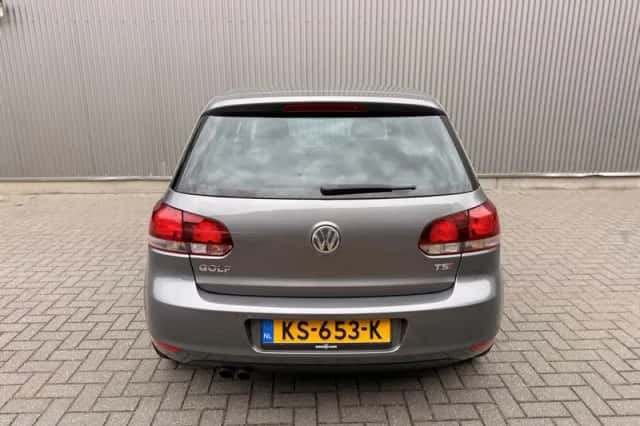 Volkswagen Golf (2009) thumbnail 5