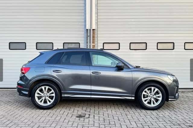 Audi Q3 (2020) thumbnail 3