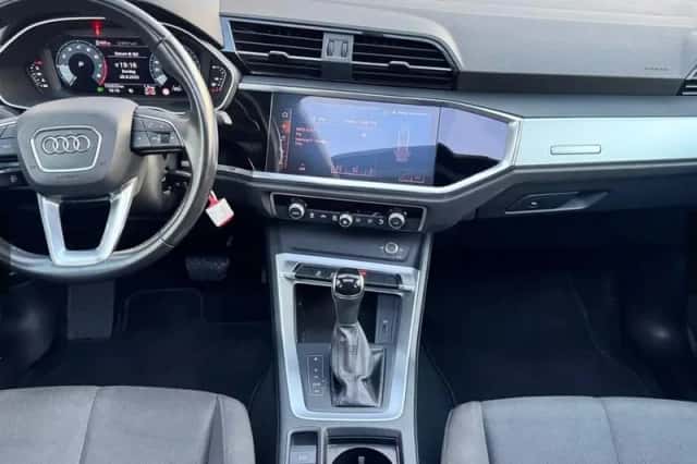 Audi Q3 (2020) thumbnail 6