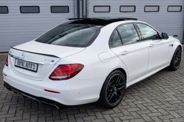Mercedes-Benz E-Klasse (2018) thumbnail 4