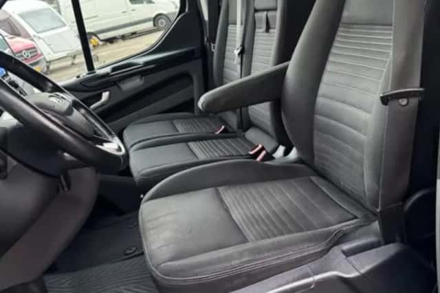 Ford Transit Custom (2021) thumbnail 6