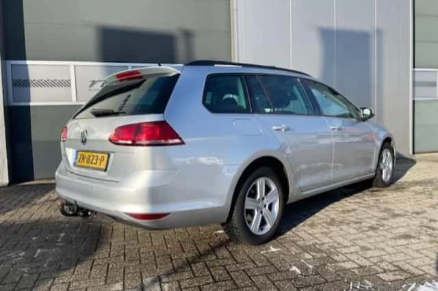 Volkswagen Golf (2013) thumbnail 5