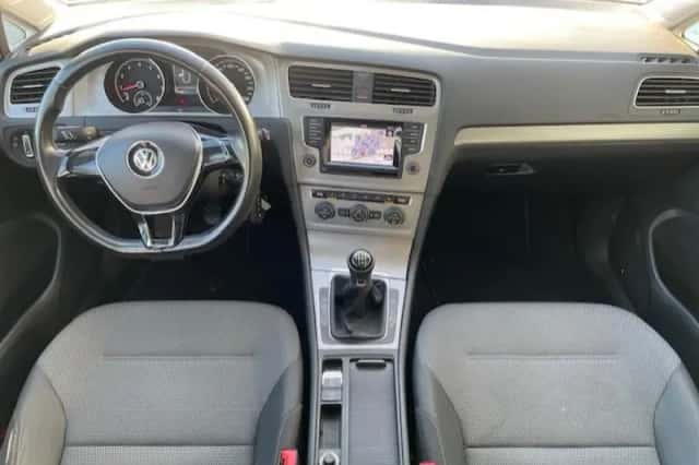 Volkswagen Golf (2013) thumbnail 6