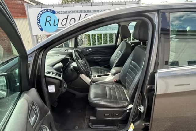 Ford C-Max (2015) thumbnail 5