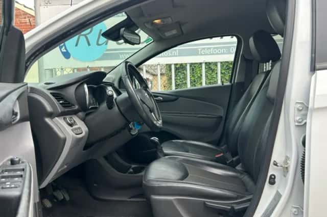 Opel Karl (2016) thumbnail 5