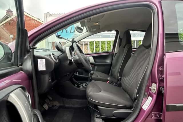 Peugeot 107 (2012) thumbnail 5