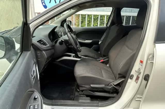 Suzuki Baleno (2017) thumbnail 5