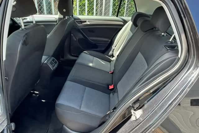 Volkswagen Golf (2013) thumbnail 6