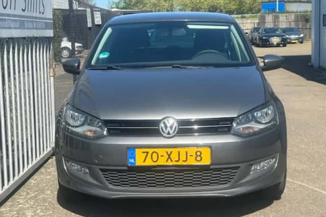 Volkswagen Polo (2012) thumbnail 2