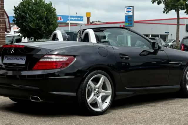 Mercedes-Benz SLK-Klasse (2016) thumbnail 5