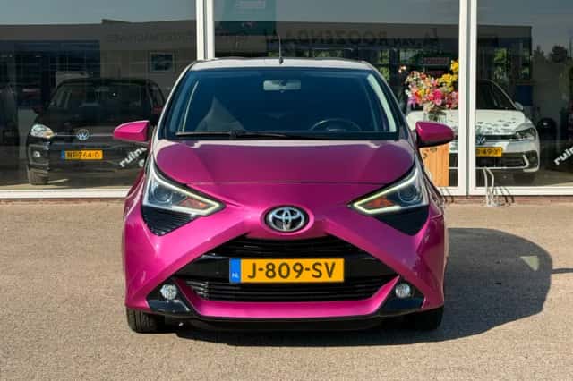 Toyota Aygo (2018) thumbnail 2