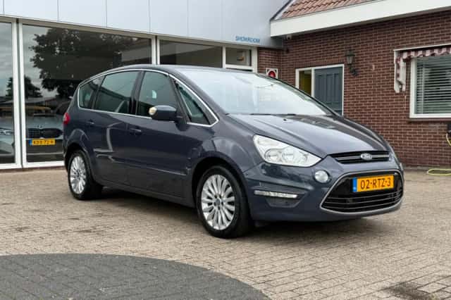Ford S-Max (2011) thumbnail 3